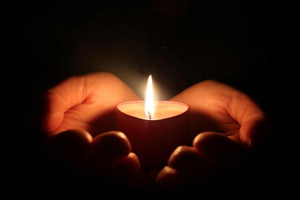 梦见死去的老人复活了是什么意思 梦见死去的老人复活了是什么意思